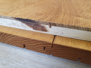 Bild Unterschied Massivholzparkett und Fertigparkett